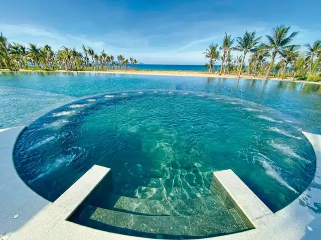 Bliss Hoi An Beach Resort & Wellness Pool