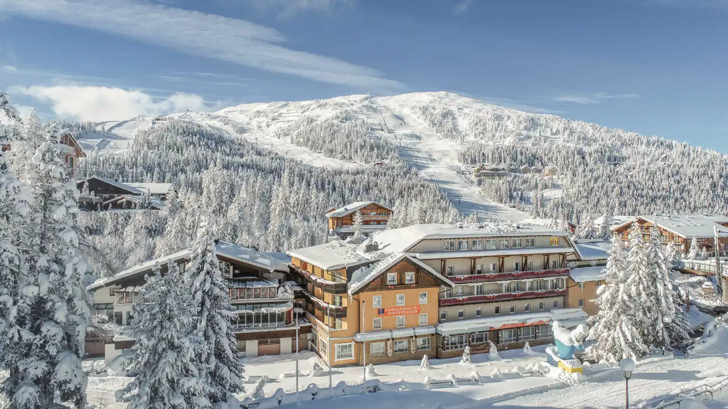 Familienhotel Hinteregger Aussenansicht