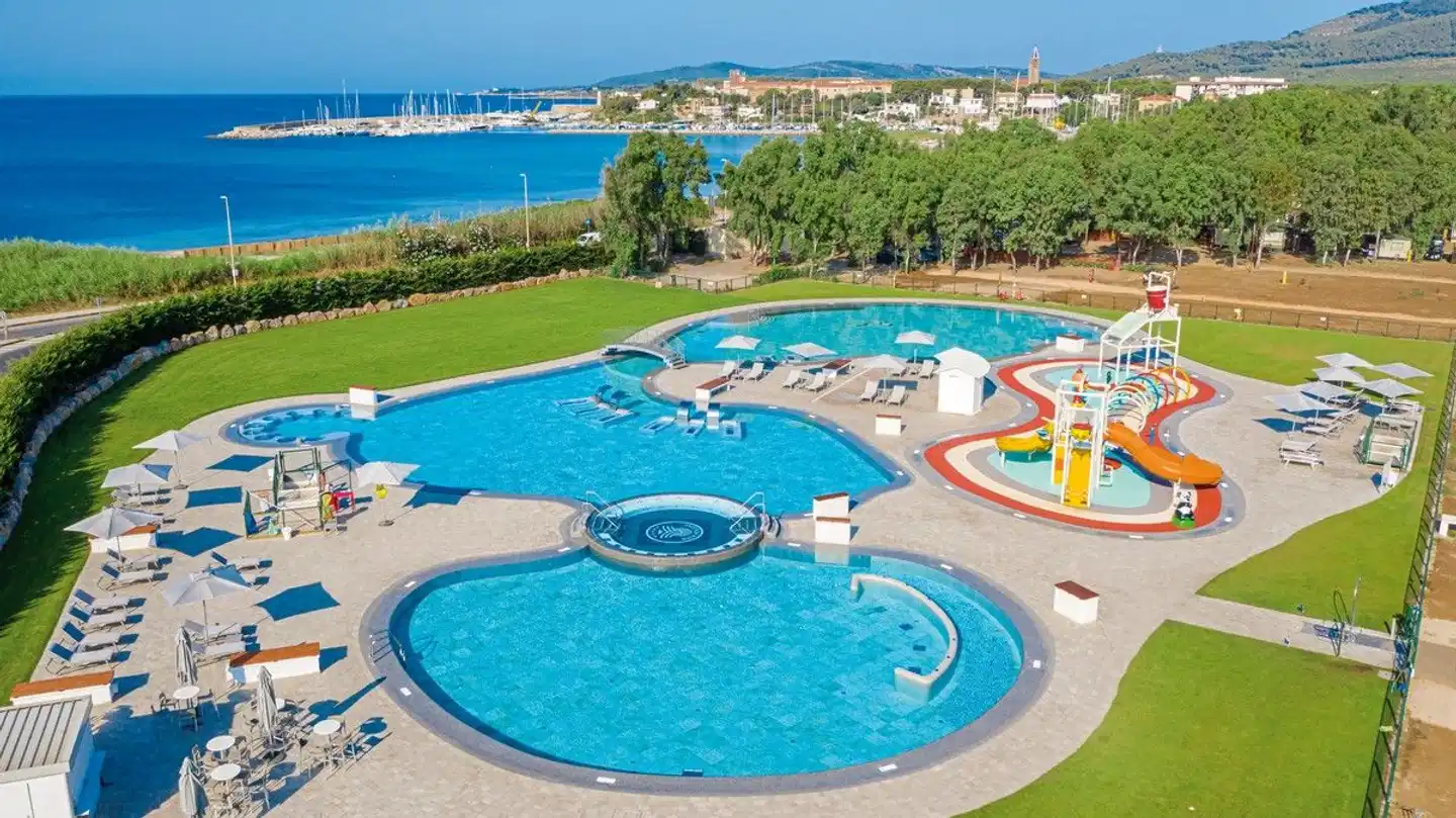 Baia Holiday Laguna Blu Pool