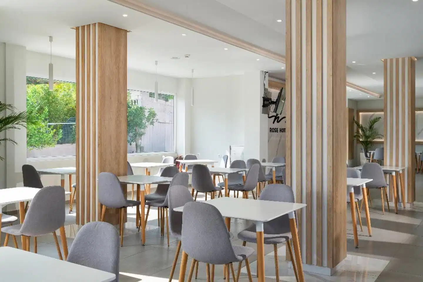 Rose Hotel Restaurant