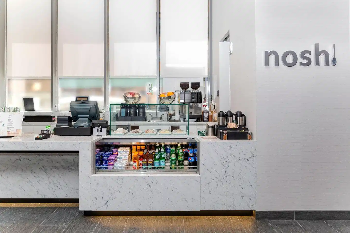 Courtyard by Marriott Long Island City/New York Manhattan View Restaurant