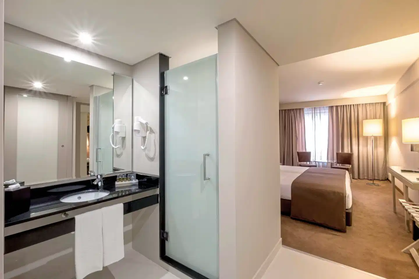 Vila Galé Porto Ribeira Badezimmer