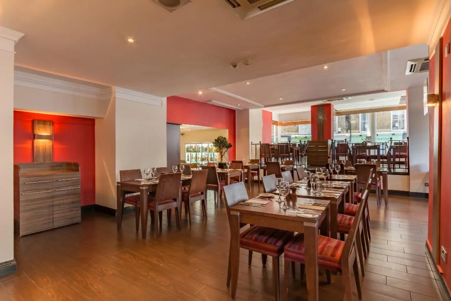 Thistle Trafalgar Square Restaurant