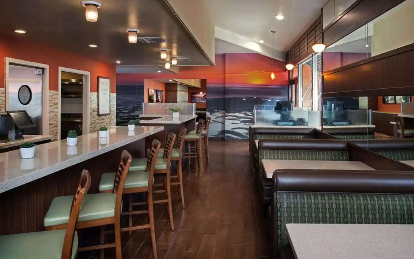 Best Western Seven Seas Bar