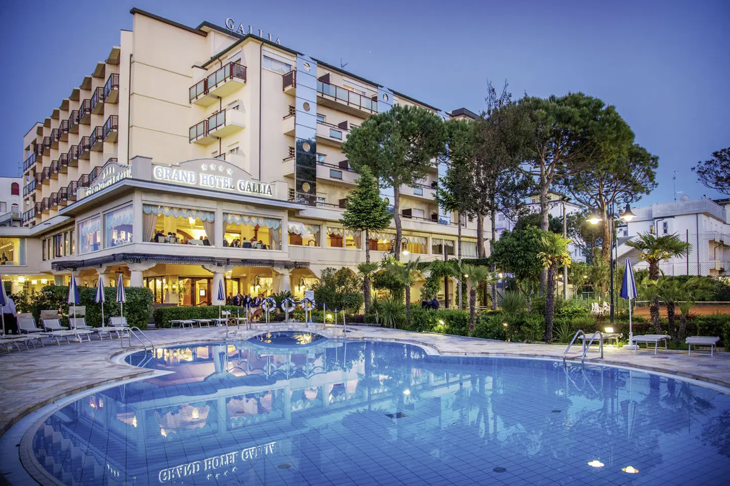 Grand Hotel Gallia Aussenansicht