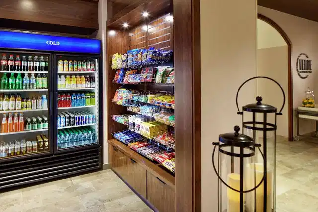 Hilton Garden Inn San Diego Mission Valley Stadium Bar