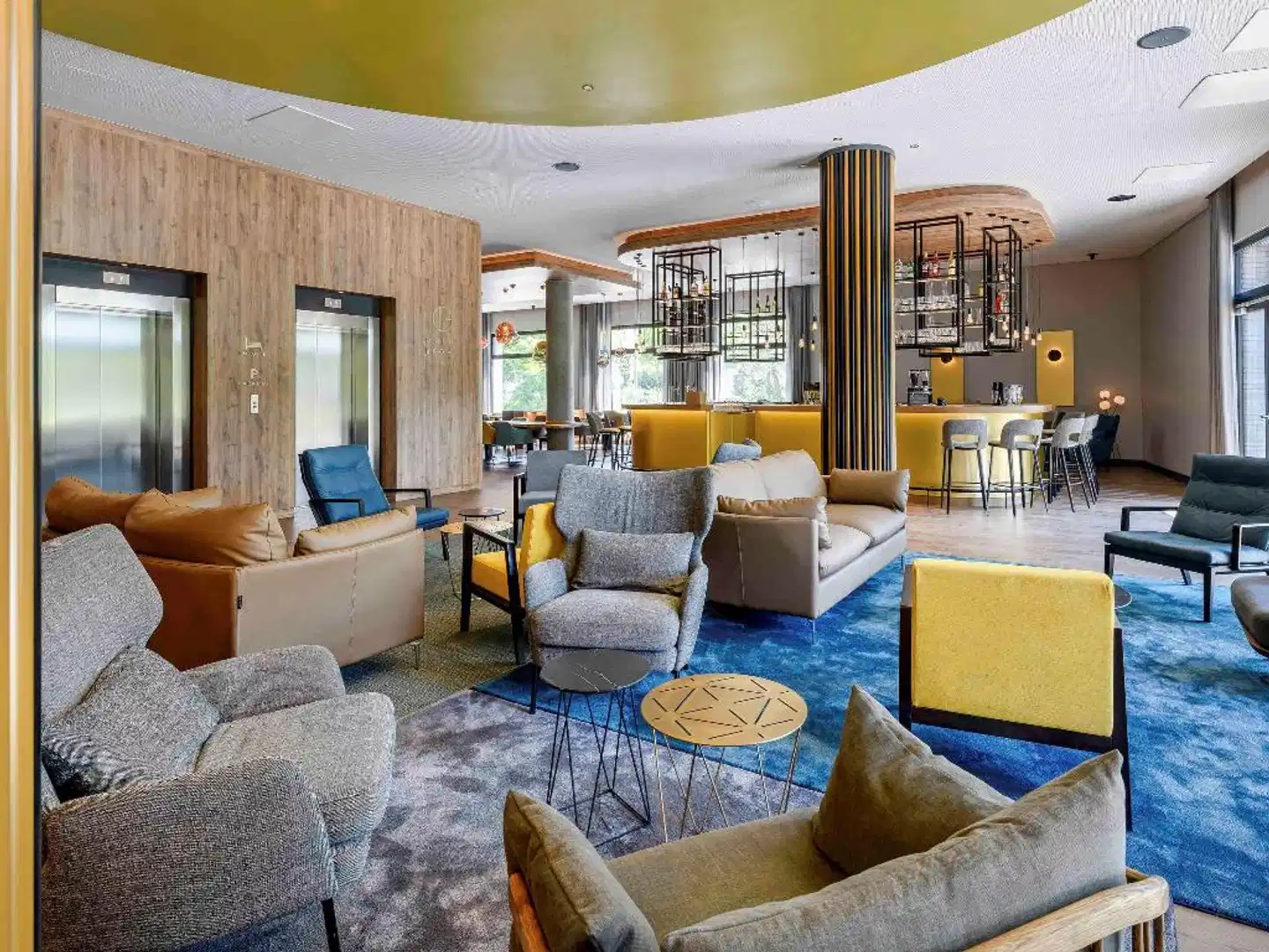 Novotel Regensburg Center Lobby