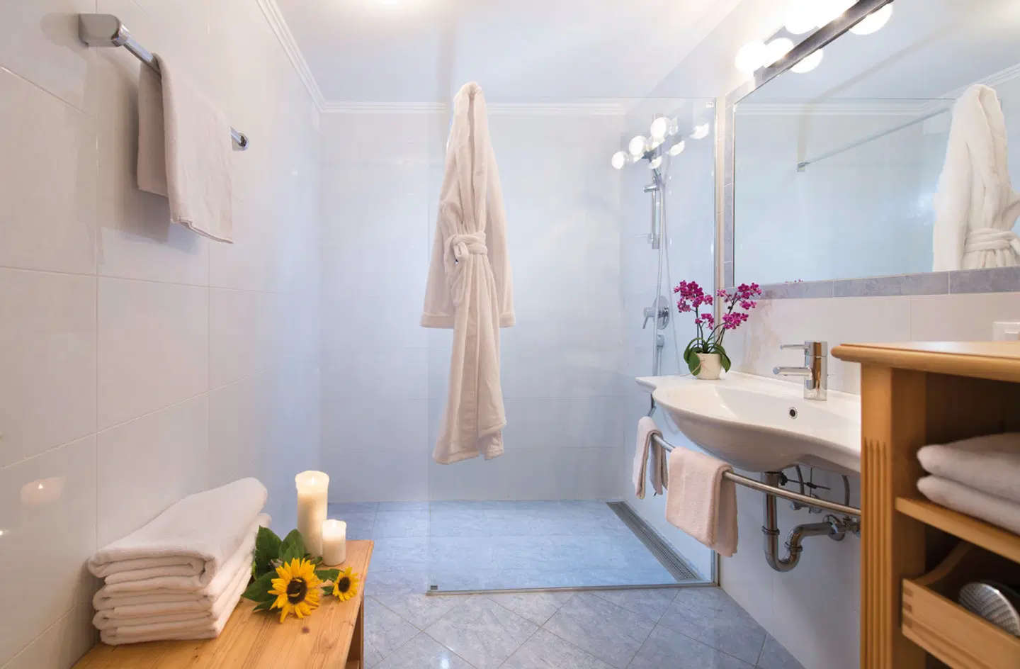 Dolomitenhotel Weisslahnbad Badezimmer