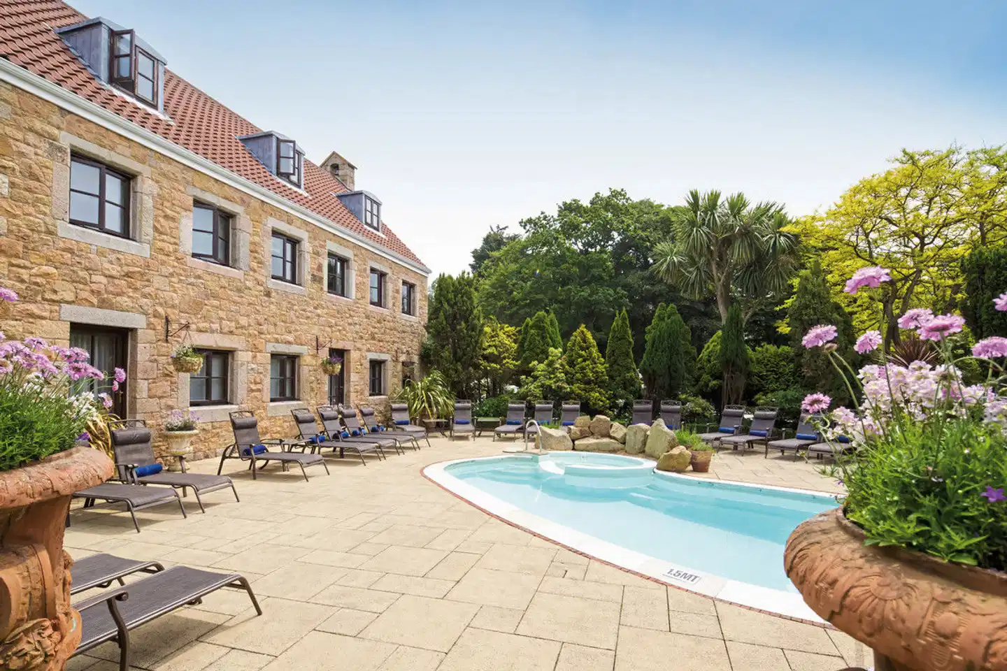 Greenhills Country House Hotel Pool