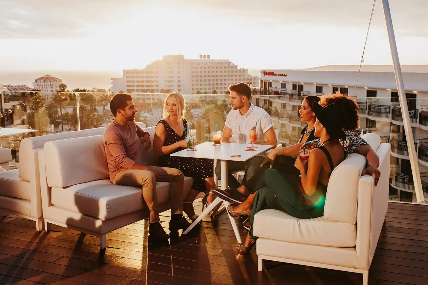 Tigotan Lovers & Friends - Adults Only Personen