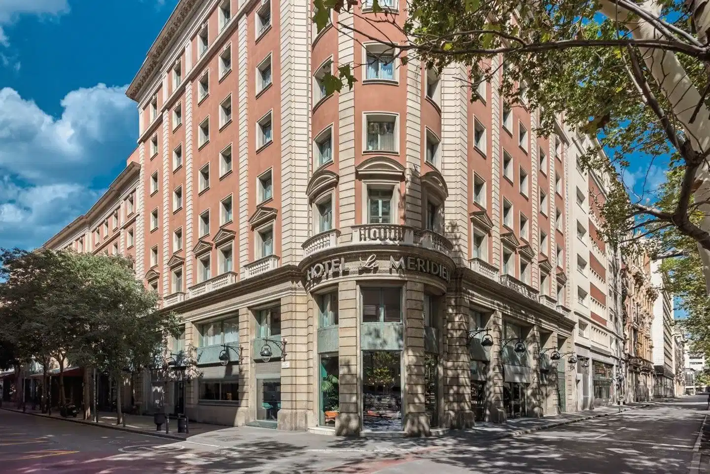 Le Méridien Barcelona Aussenansicht
