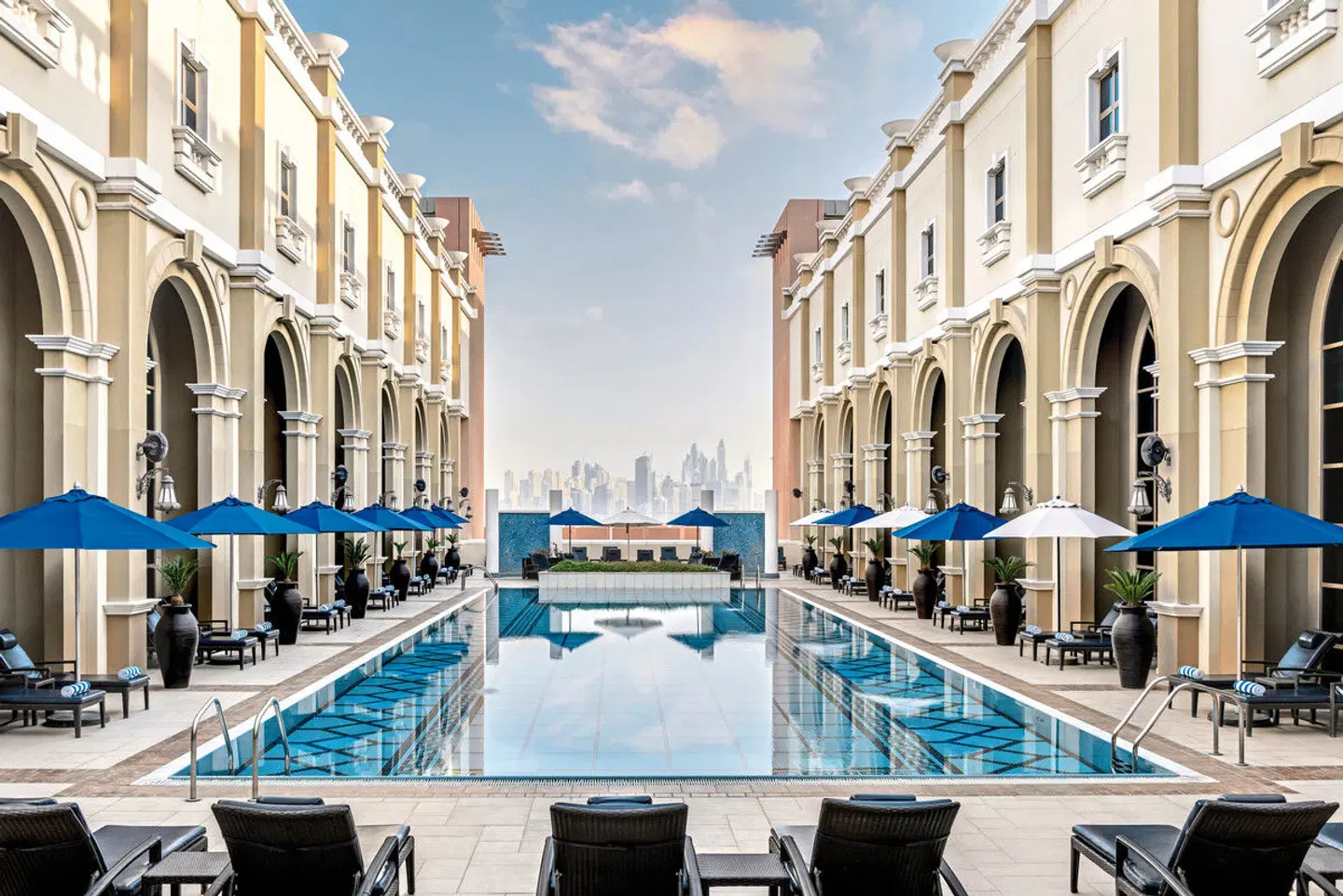 OAKS Ibn Battuta Gate Pool