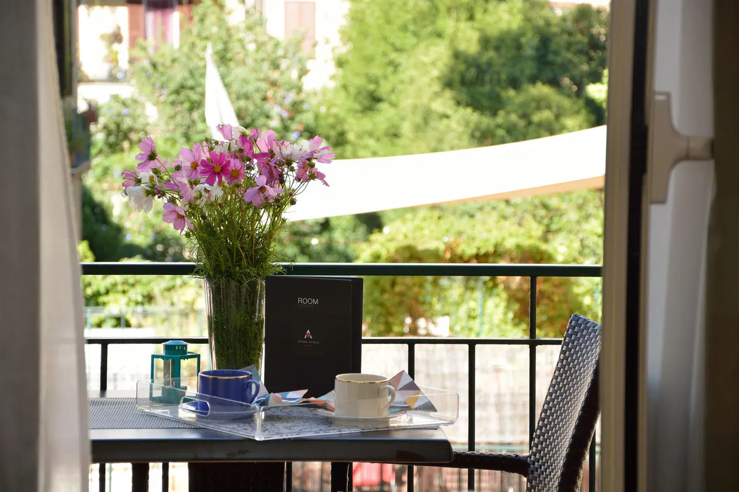 LH Hotel Lloyd Rom Terrasse