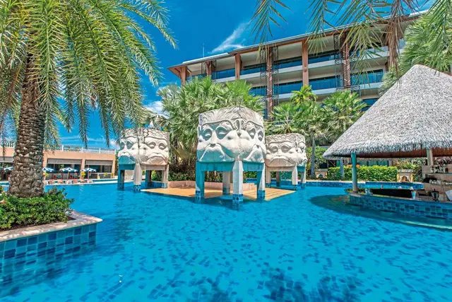 Rawai Palm Beach Resort Pool