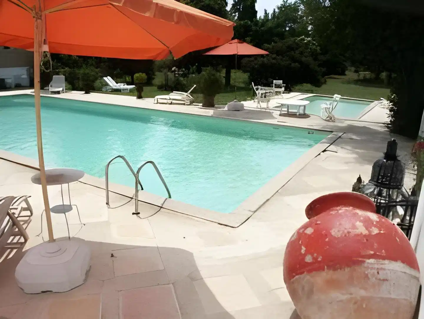 Mas de la Chapelle Pool