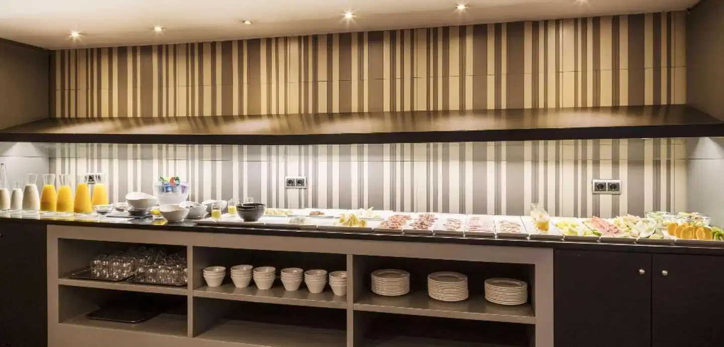 Hotel ILUNION Almirante Konferenz