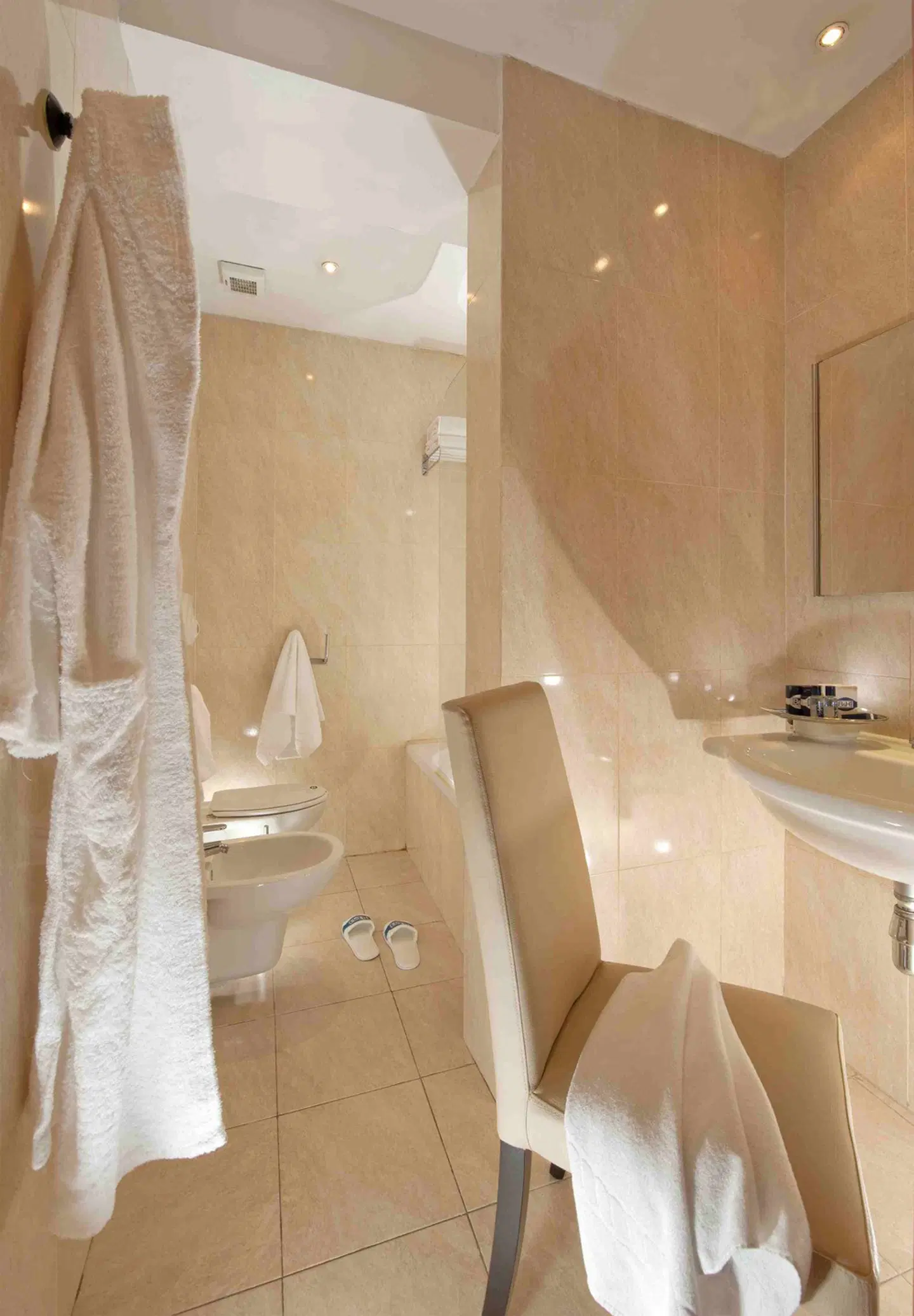 Club House Roma Hotel Badezimmer