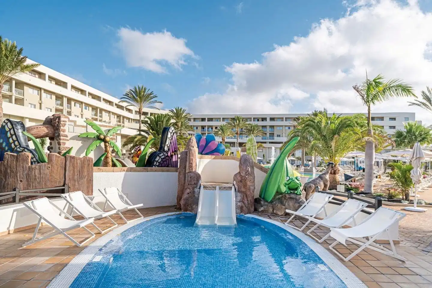 Iberostar Waves Gaviotas Park Pool