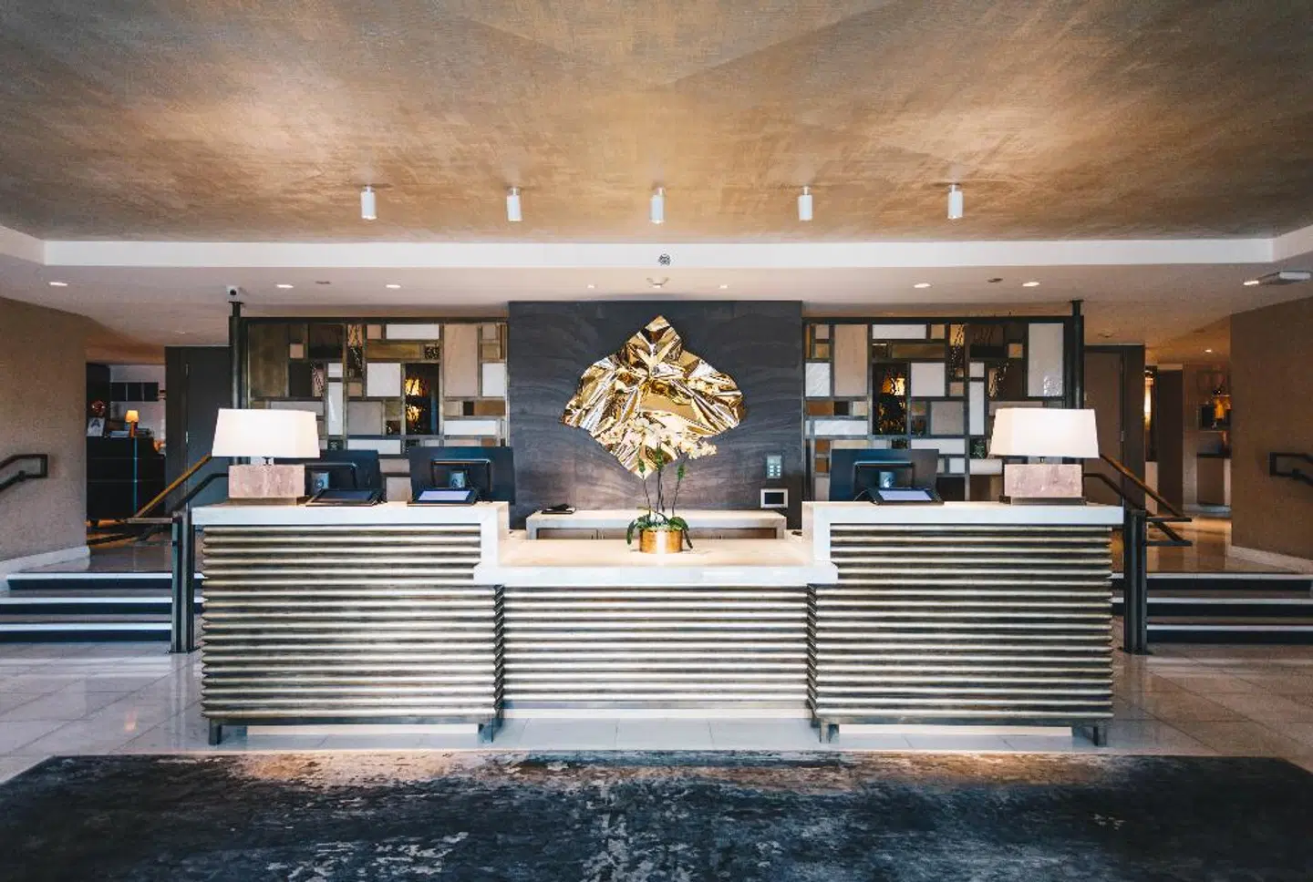 L'Ermitage Beverly Hills Lobby