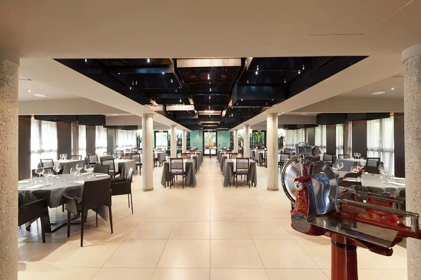 Albavilla Hotel & Co. Sport und Entertainment