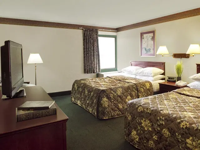 Canadas Best Value Inn Toronto Wohnbeispiel