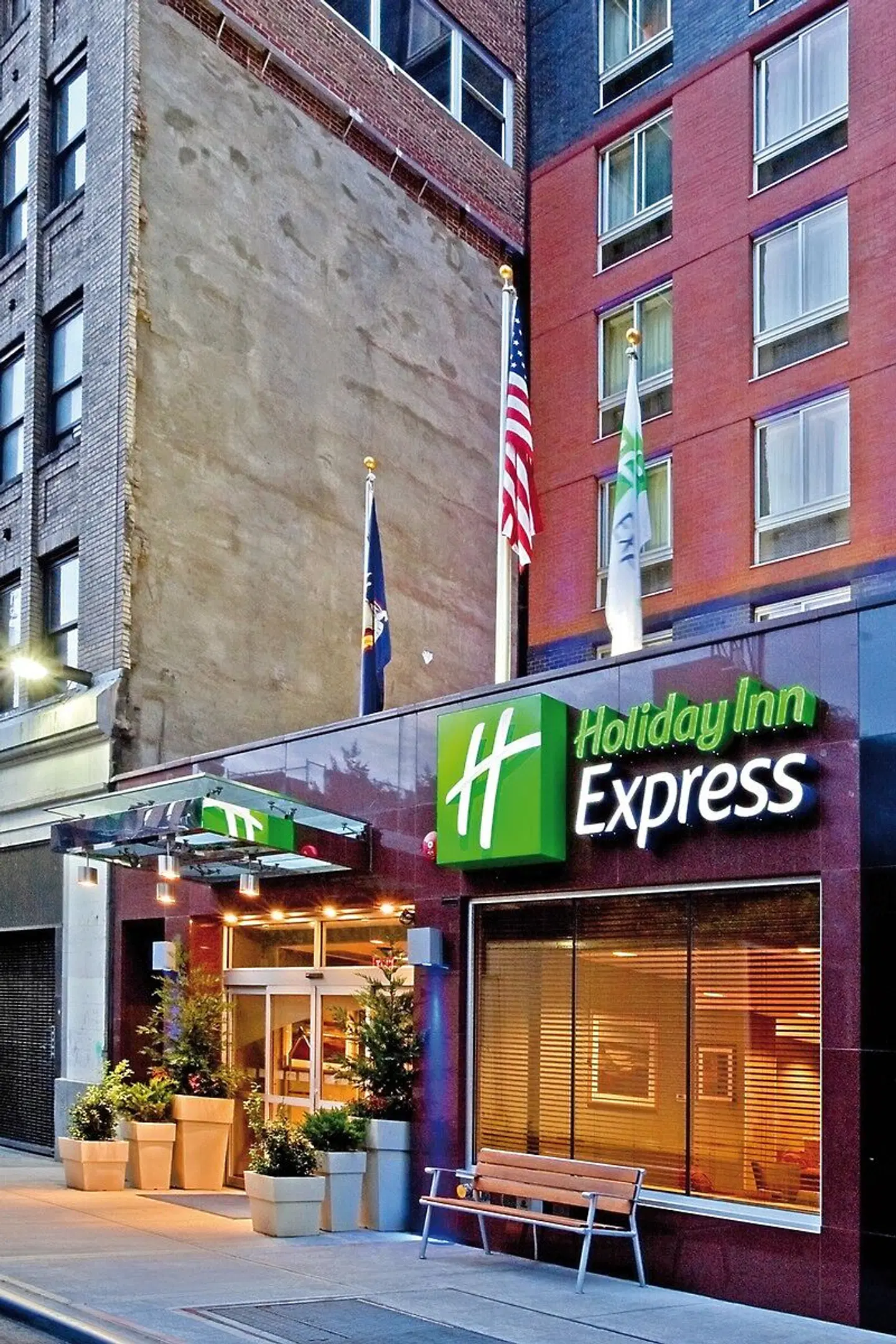 Holiday Inn Express Times Square Aussenansicht