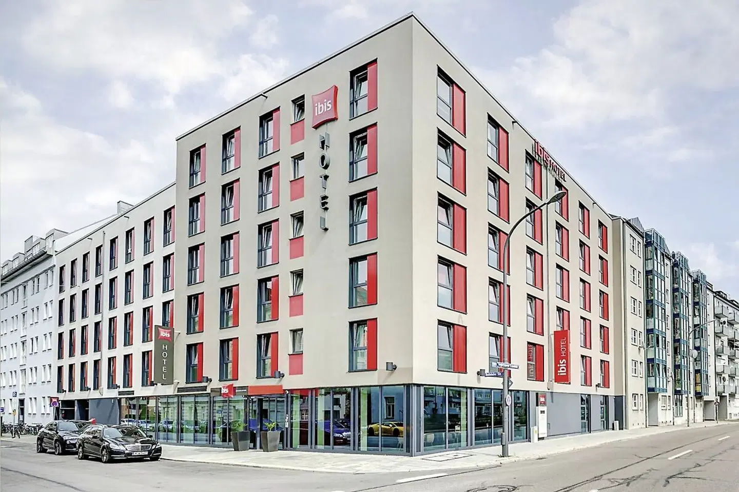 ibis München City Süd Aussenansicht