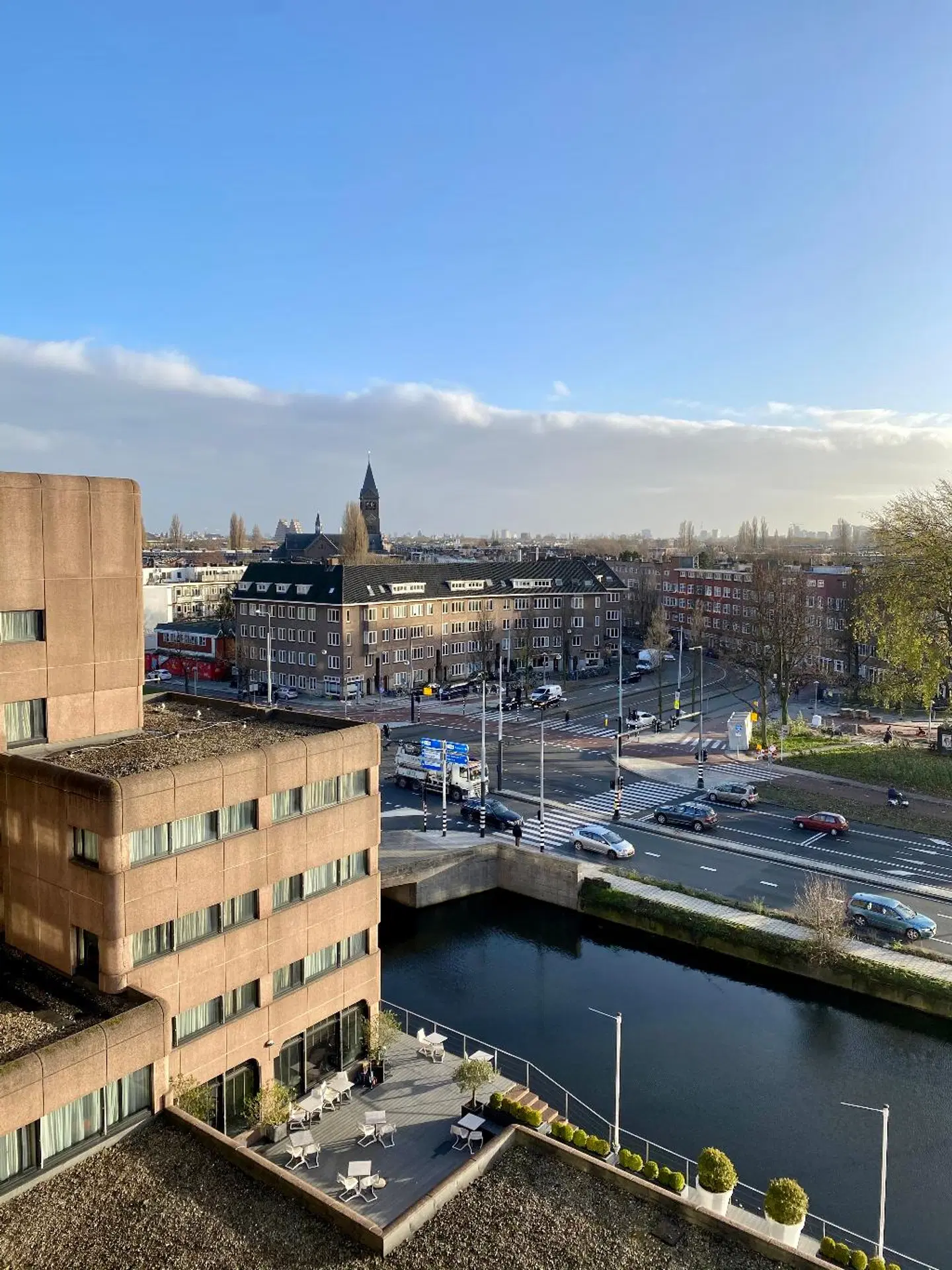 XO Hotels Park West Aussenansicht