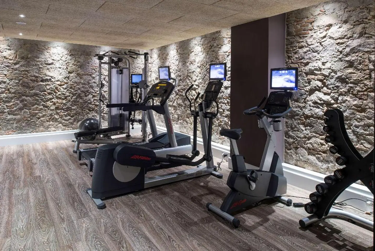 Catalonia Passeig de Gràcia Sport und Entertainment