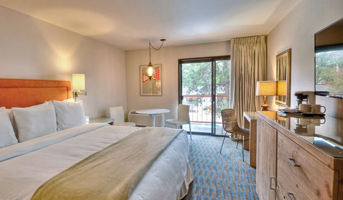 Ashland Hills Hotel & Suites Wohnbeispiel