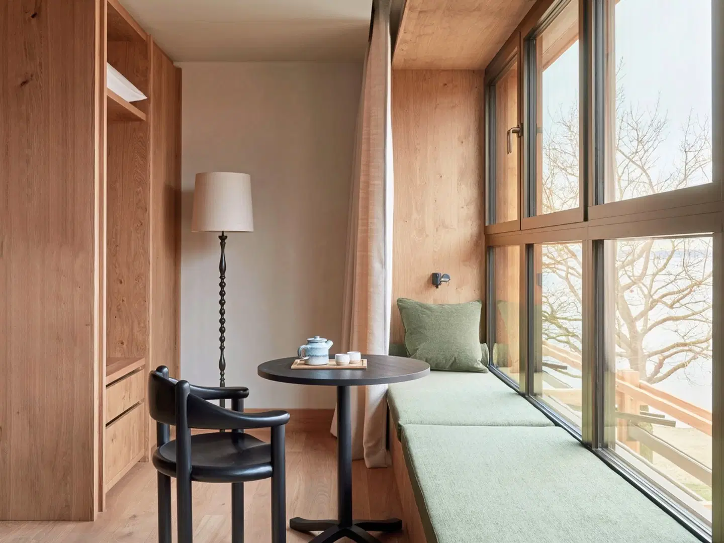 Chiemgauhof Lakeside Retreat Wohnbeispiel