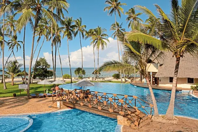 Ocean Paradise Resort & Spa Pool