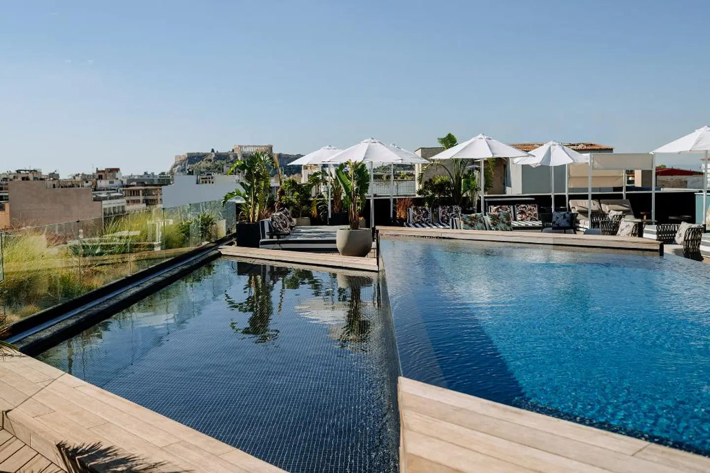 Skylark, Aluma Hotel & Resort Pool