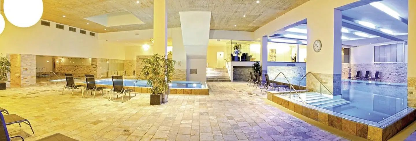 Hotel de France Lobby