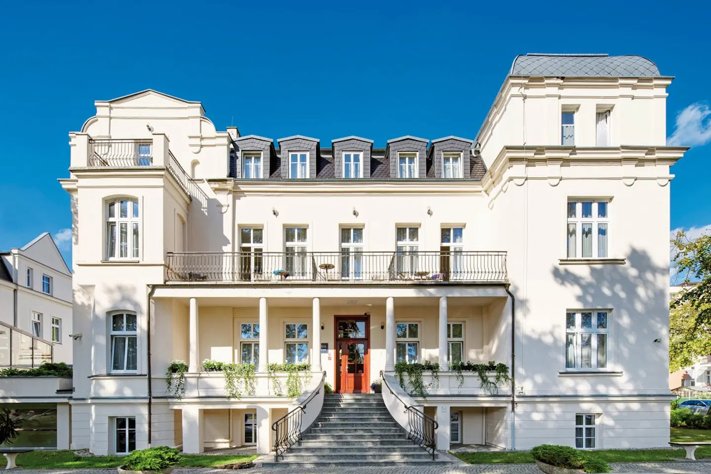 Jantar Hotel & Spa Aussenansicht