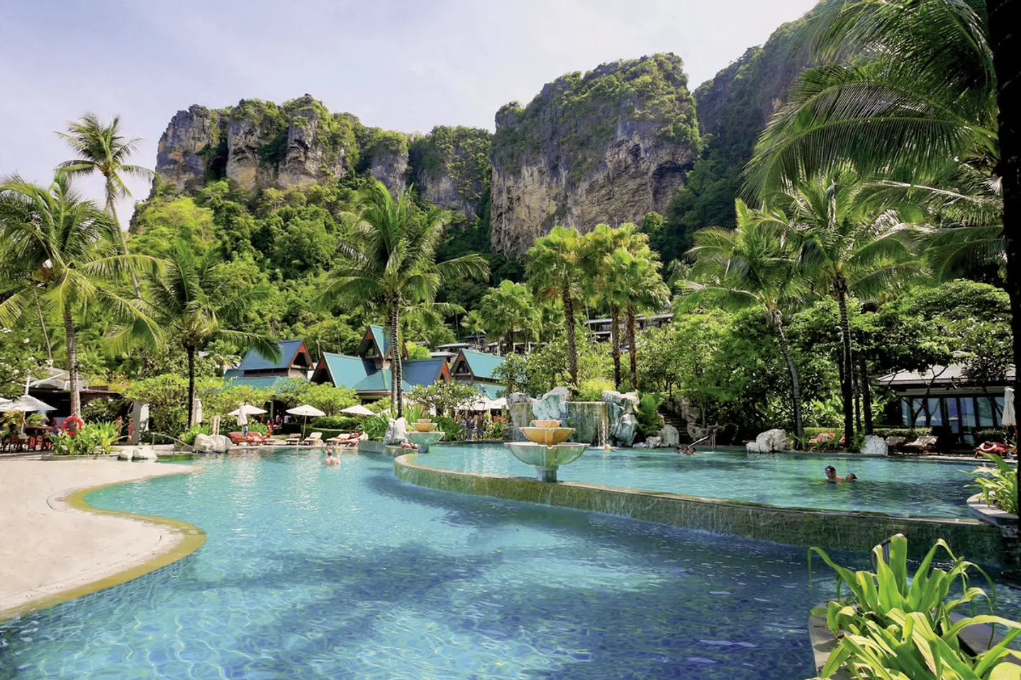 Centara Grand Beach Resort & Villas Krabi Pool