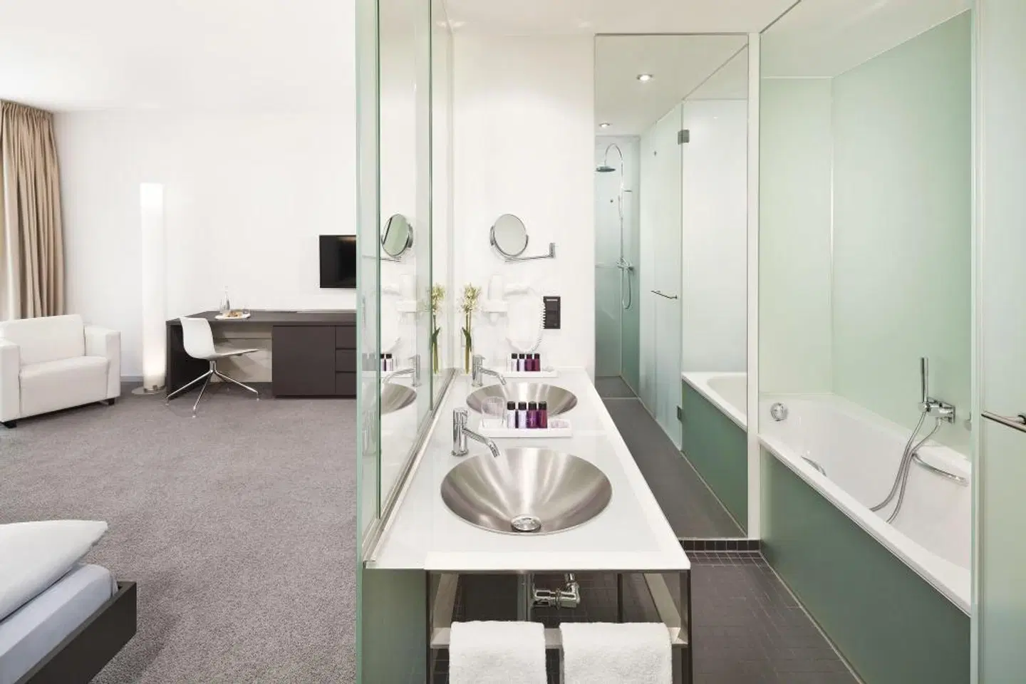 INNSiDE Düsseldorf Derendorf Badezimmer