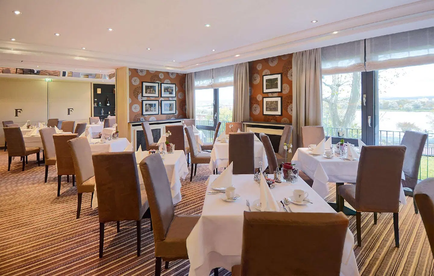 Favorite Parkhotel Restaurant