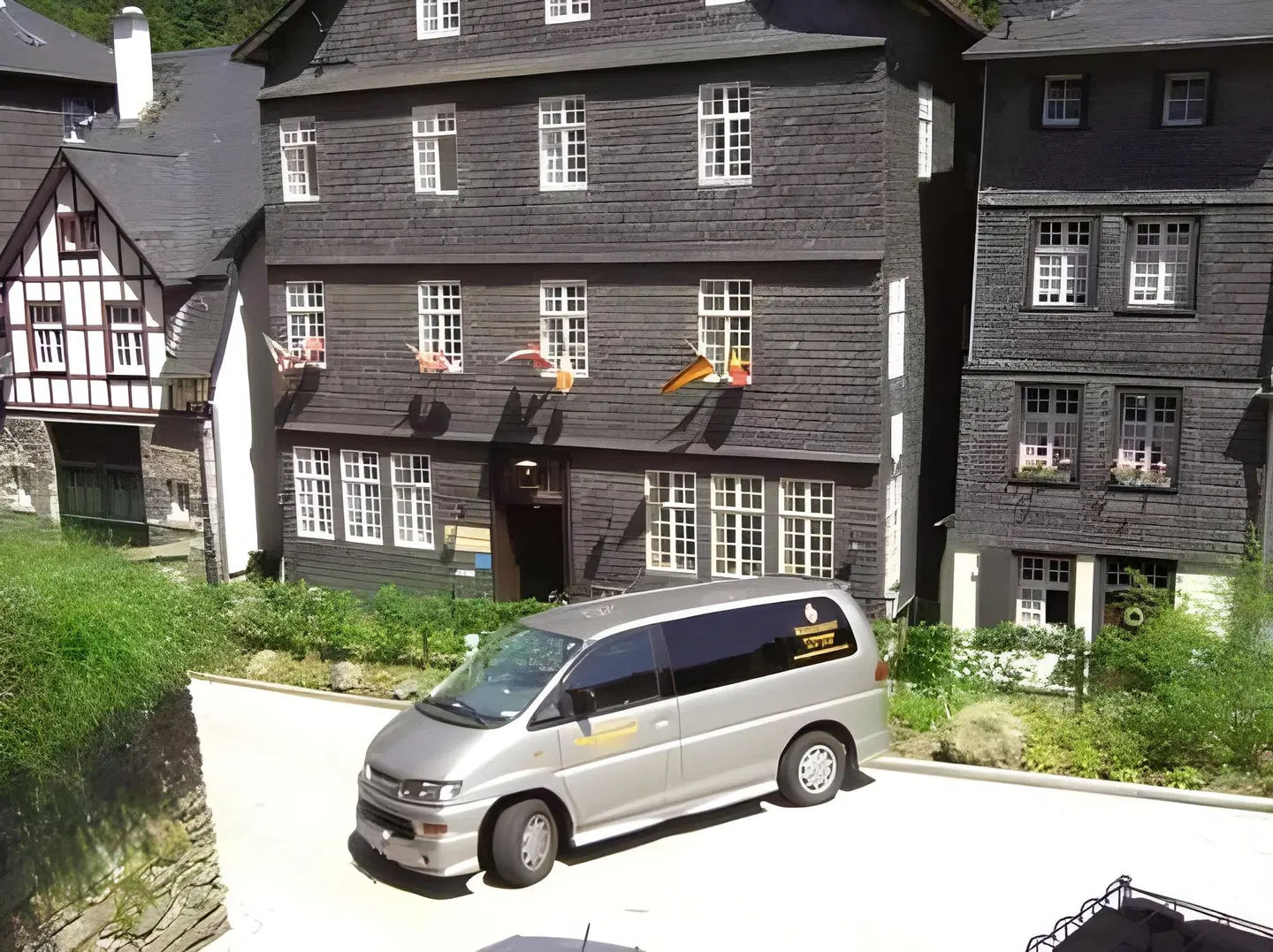 Graf Rolshausen Sport und Entertainment