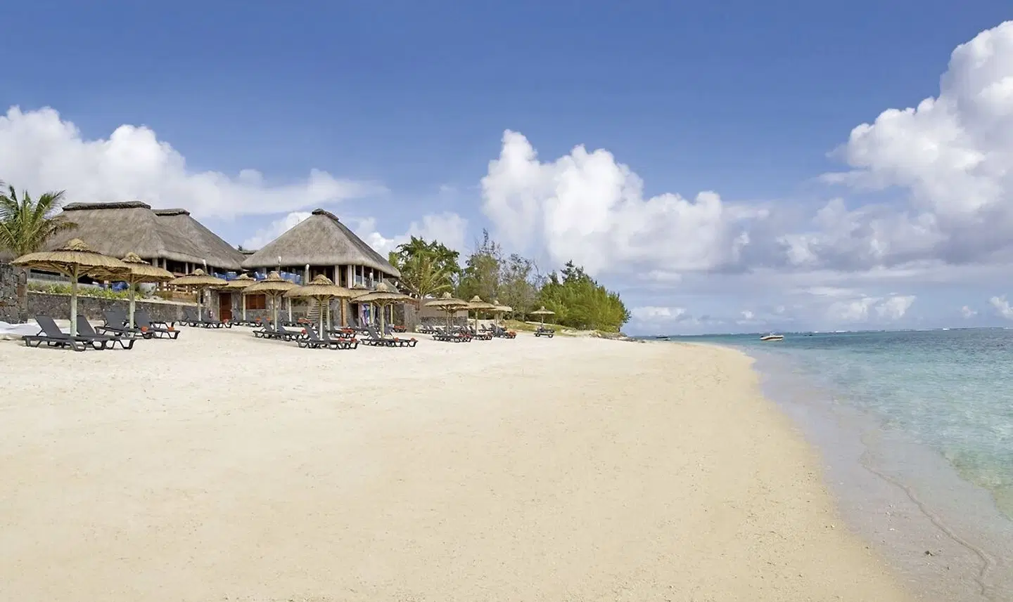 C Mauritius Strand