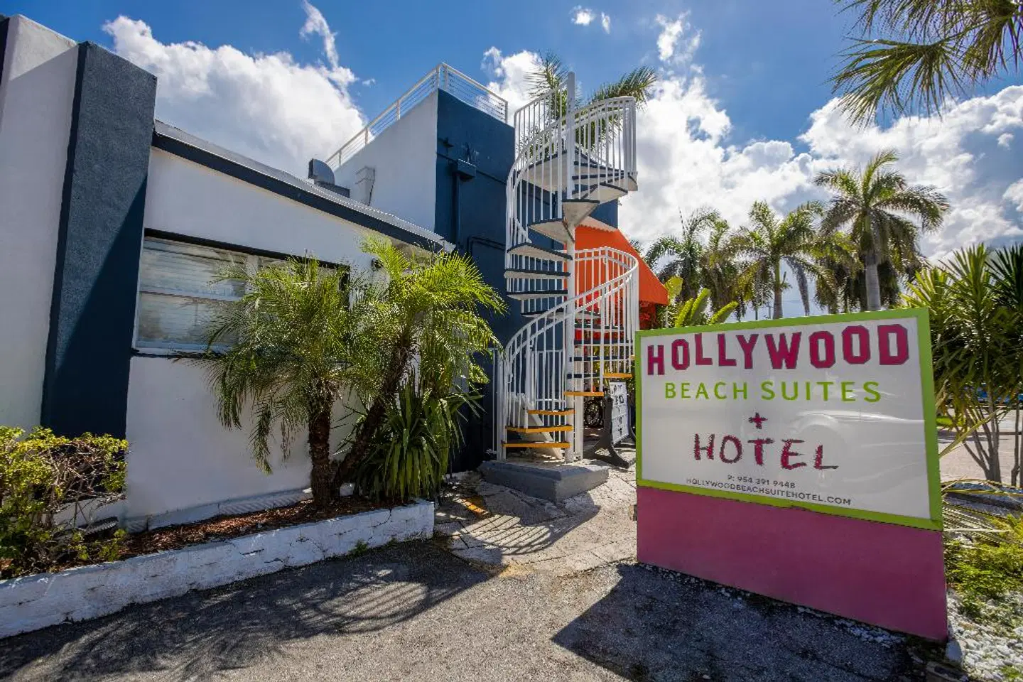 Hollywood Beach Suites, Hostel and Hotel Aussenansicht