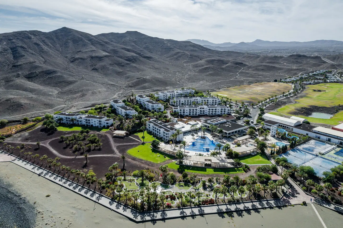 Playitas Aparthotel Aussenansicht