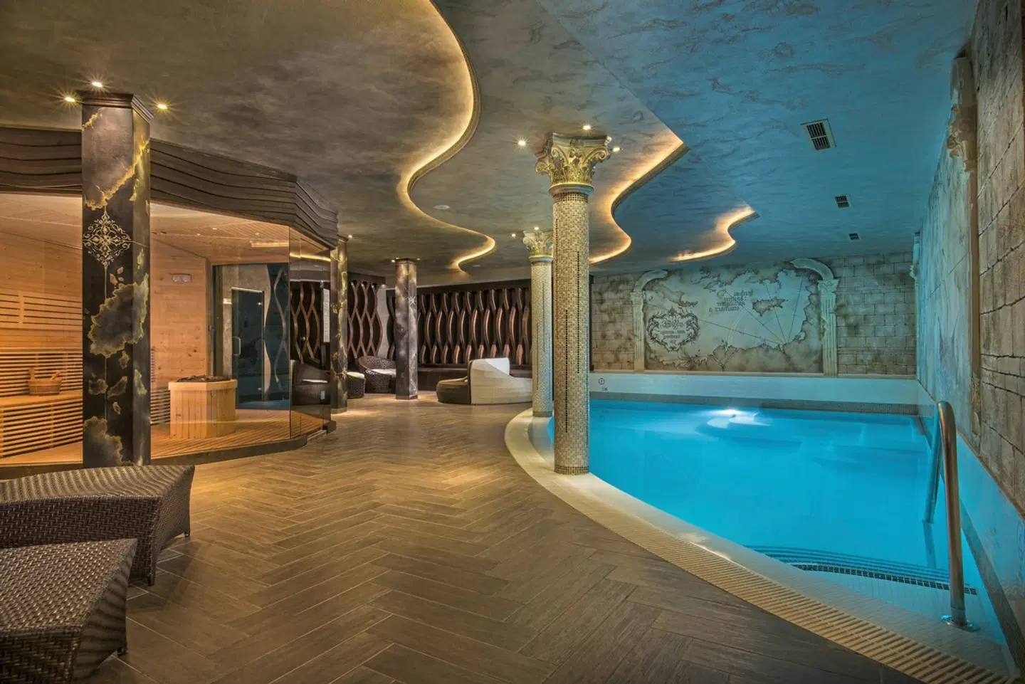 Hotel & Spa Diamant Residence Hallenbad