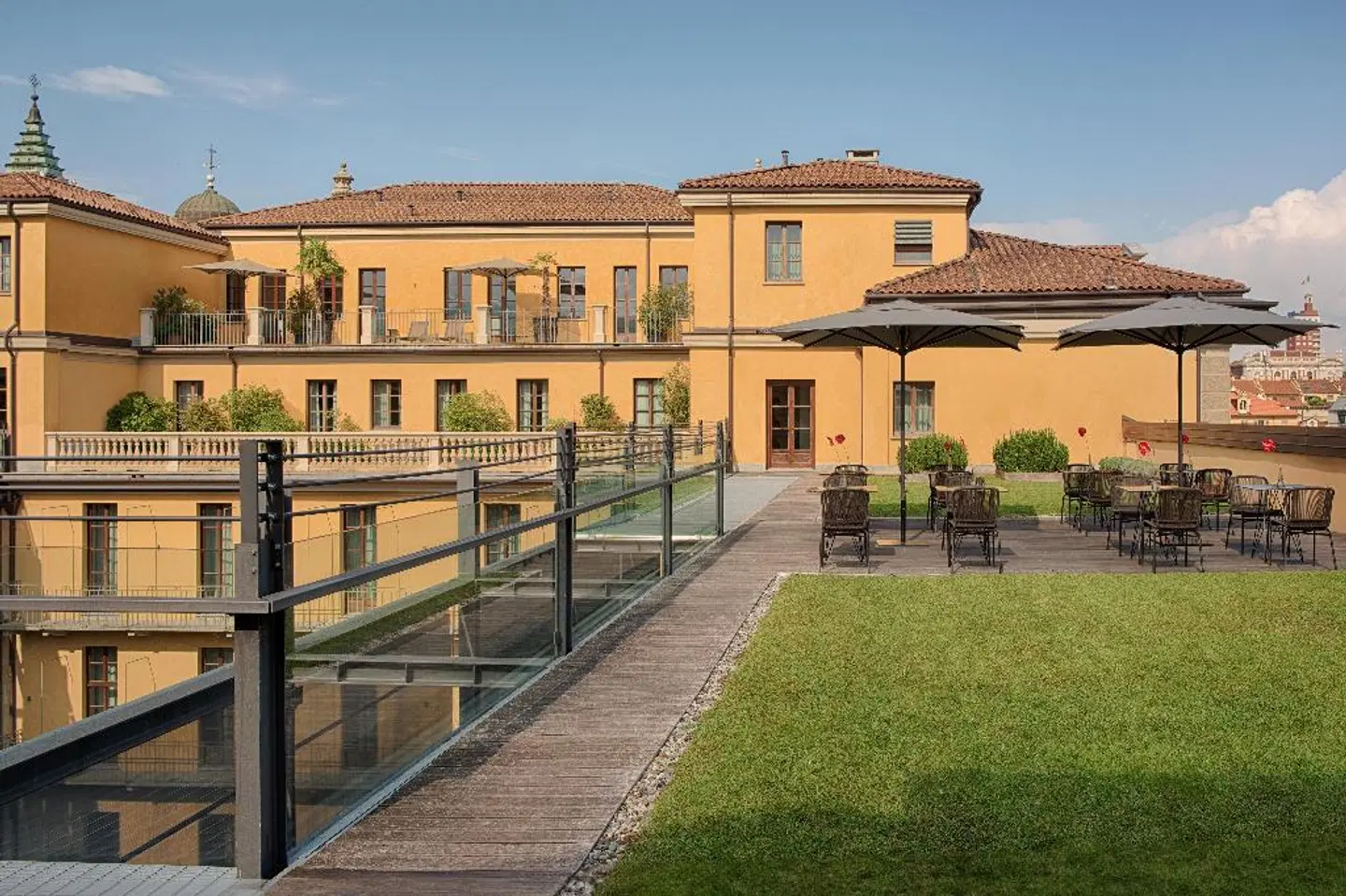 NH Collection Torino Piazza Carlina Aussenansicht