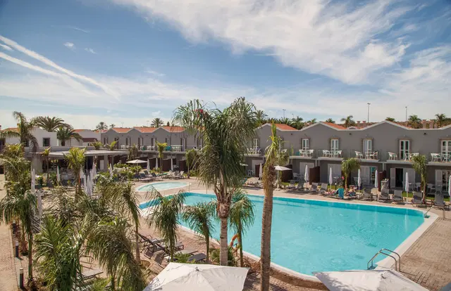 LIVVO Los Calderones Aussenansicht