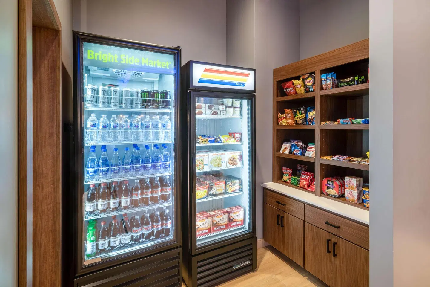 La Quinta Inn & Suites by Wyndham Nashville Downtown / Stadium Bar