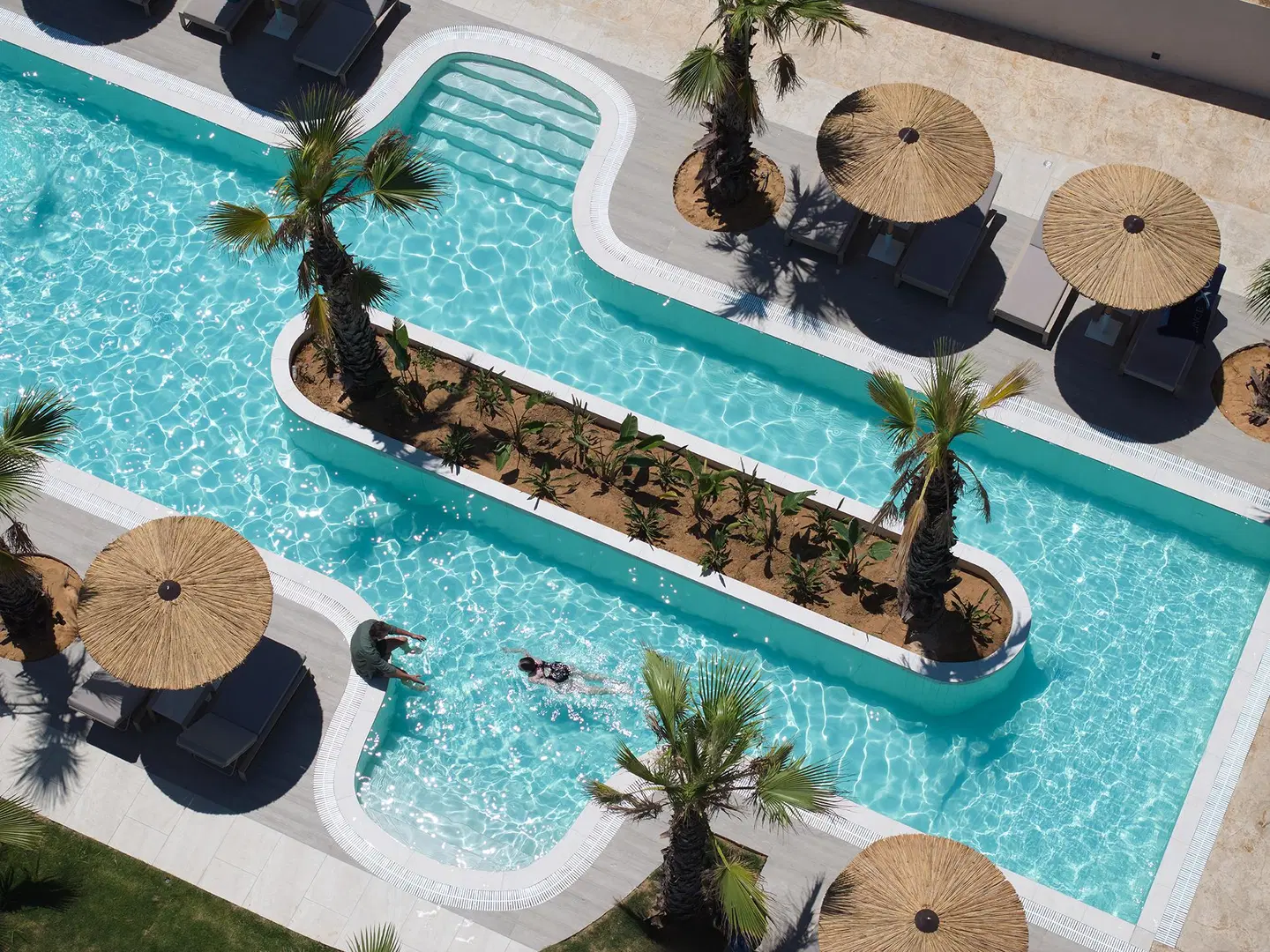 Oros Luxury Beach Resort POOL