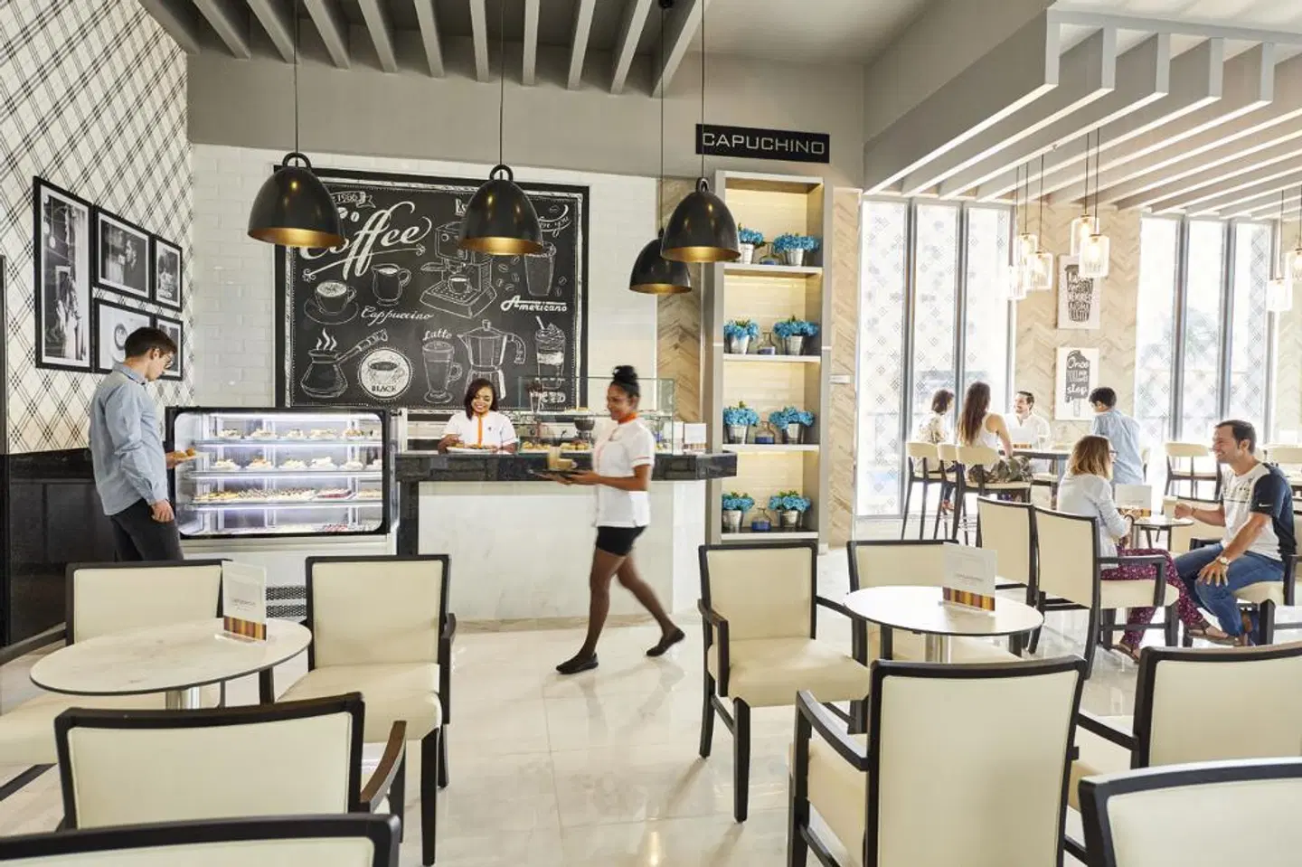 RIU Palace Paradise Island Restaurant