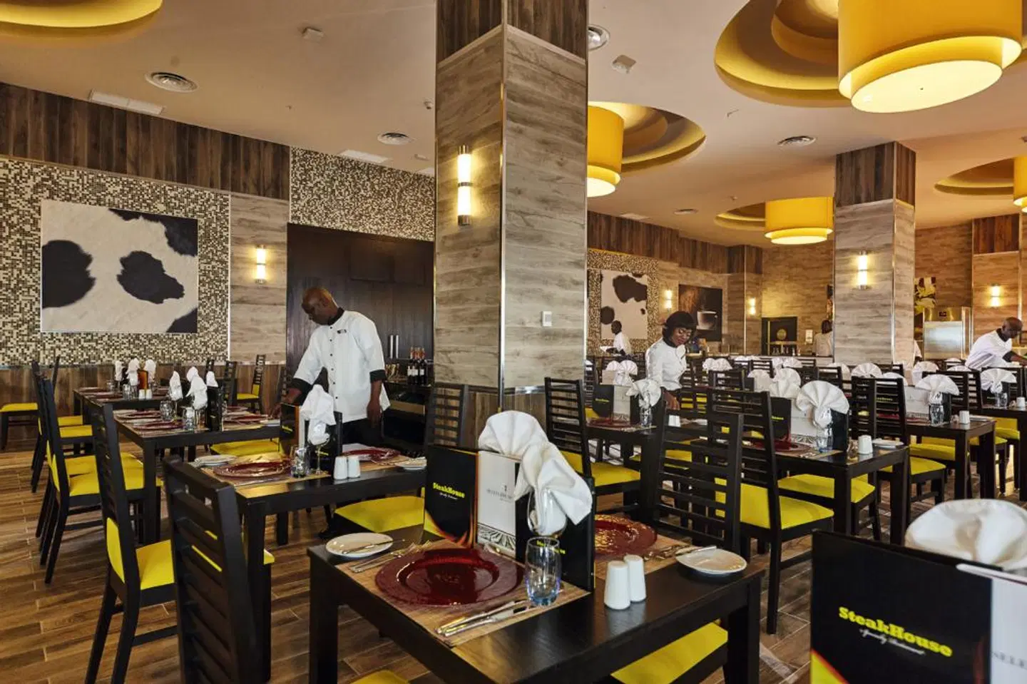 RIU Palace Paradise Island Bar