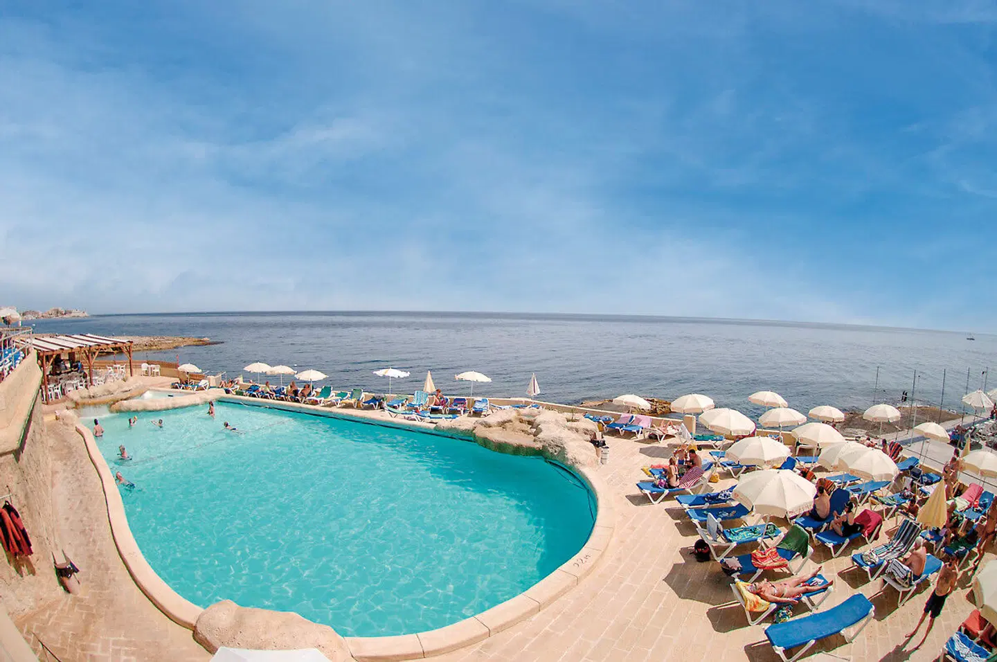 Preluna Hotel & Spa Pool